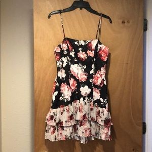 Nordstrom - Fame and Partners dress size 6